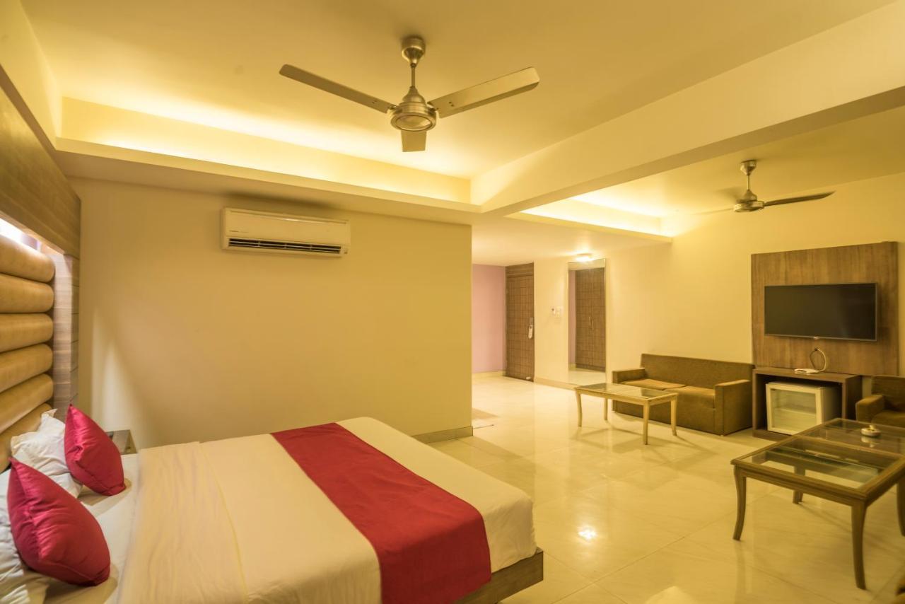 Palette Hotel Nisarga By Sunday Bhopal Buitenkant foto