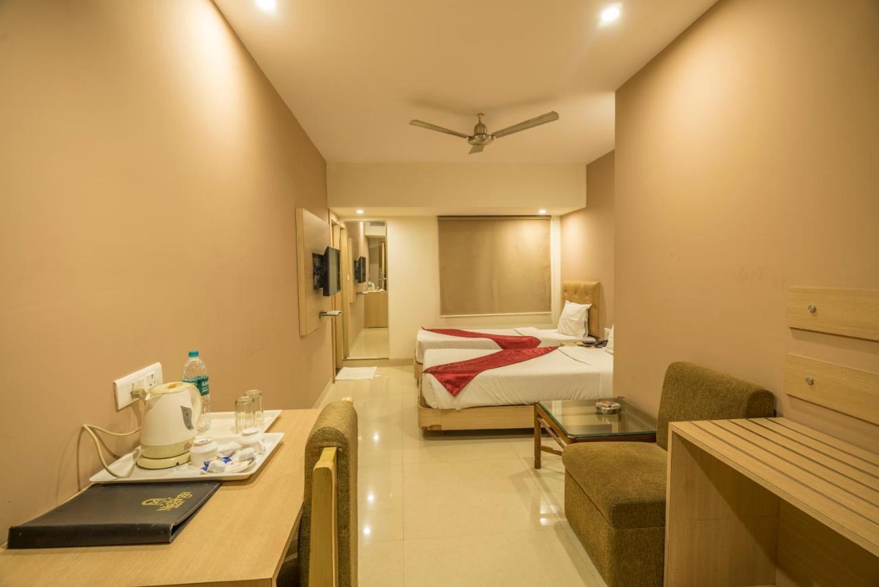 Palette Hotel Nisarga By Sunday Bhopal Buitenkant foto