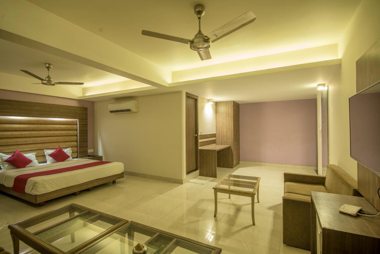 Palette Hotel Nisarga By Sunday Bhopal Buitenkant foto
