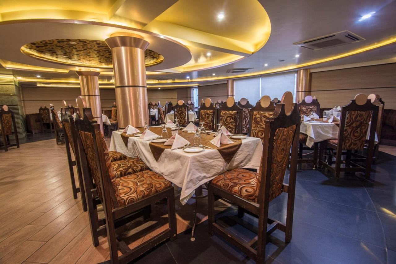 Palette Hotel Nisarga By Sunday Bhopal Buitenkant foto