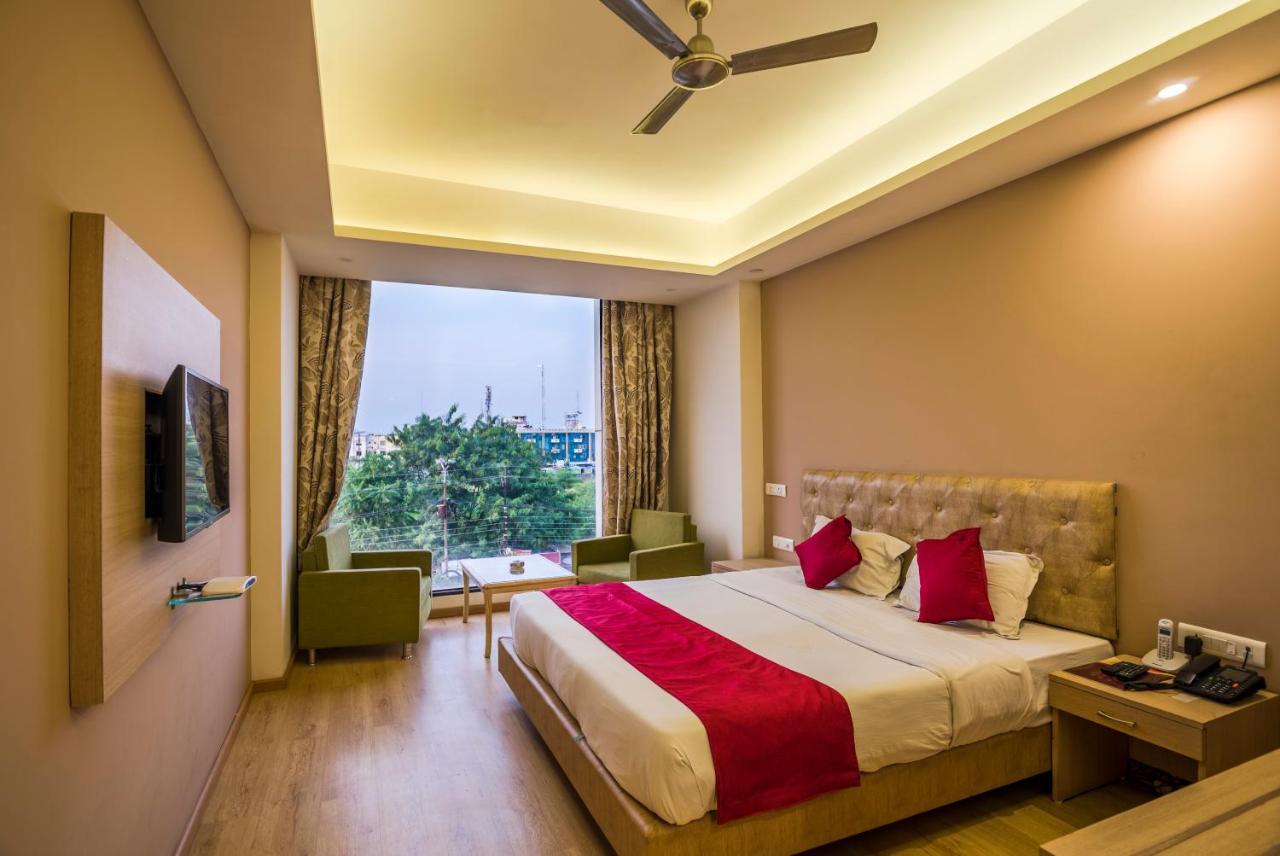 Palette Hotel Nisarga By Sunday Bhopal Buitenkant foto
