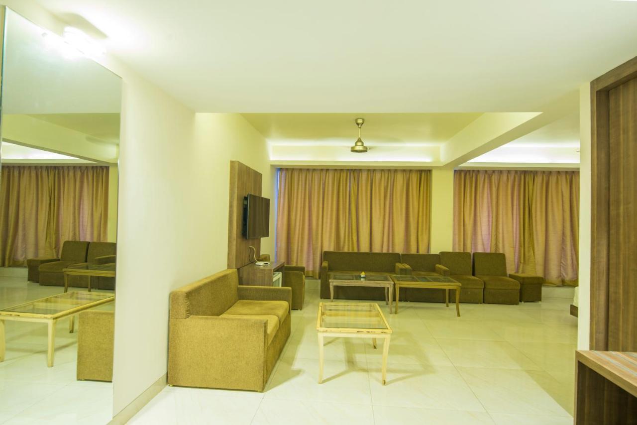Palette Hotel Nisarga By Sunday Bhopal Buitenkant foto