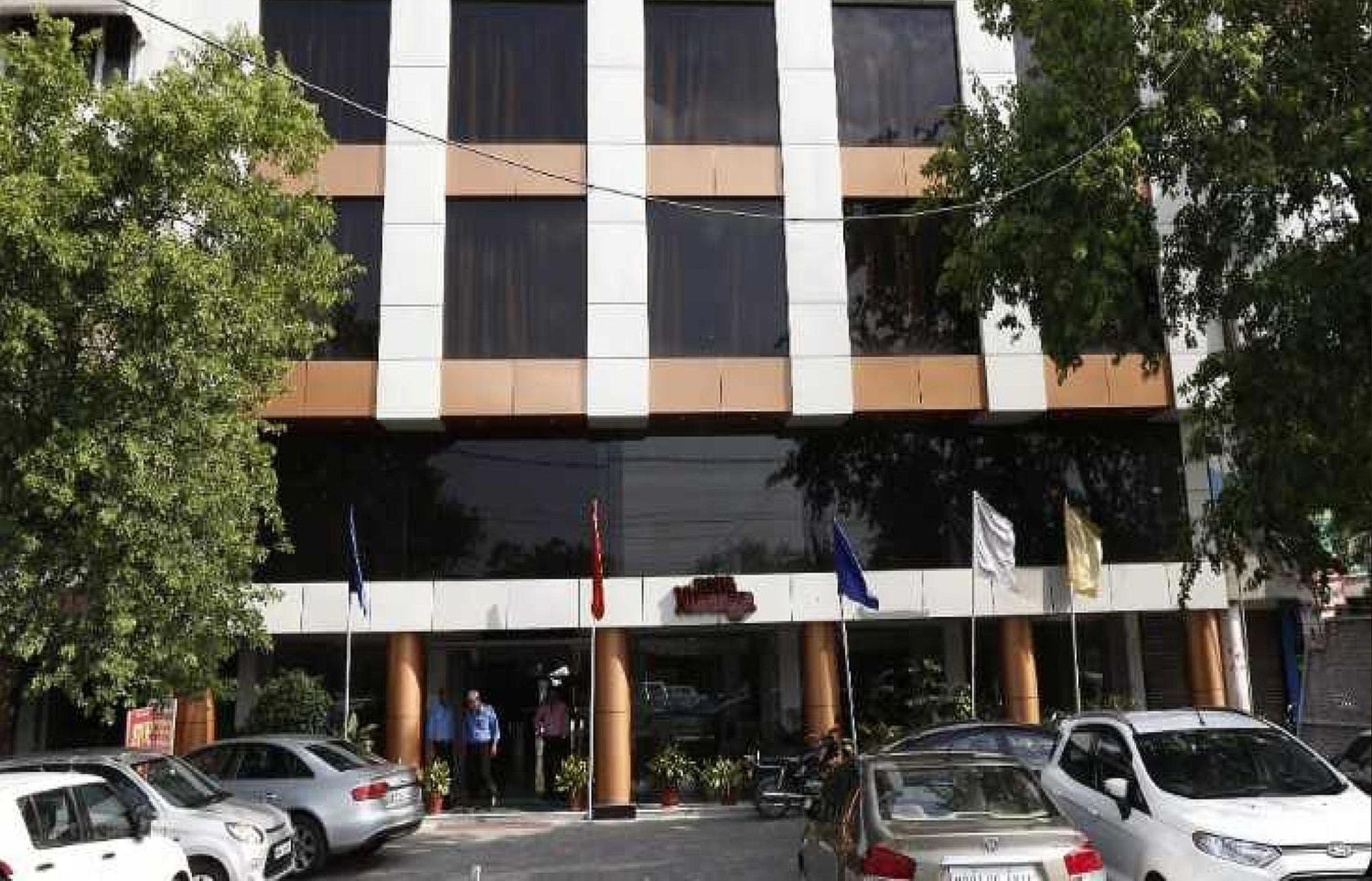 Palette Hotel Nisarga By Sunday Bhopal Buitenkant foto