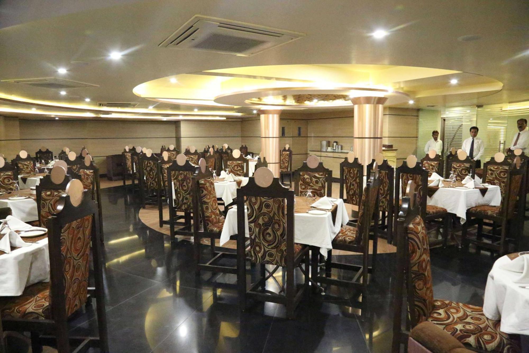 Palette Hotel Nisarga By Sunday Bhopal Buitenkant foto