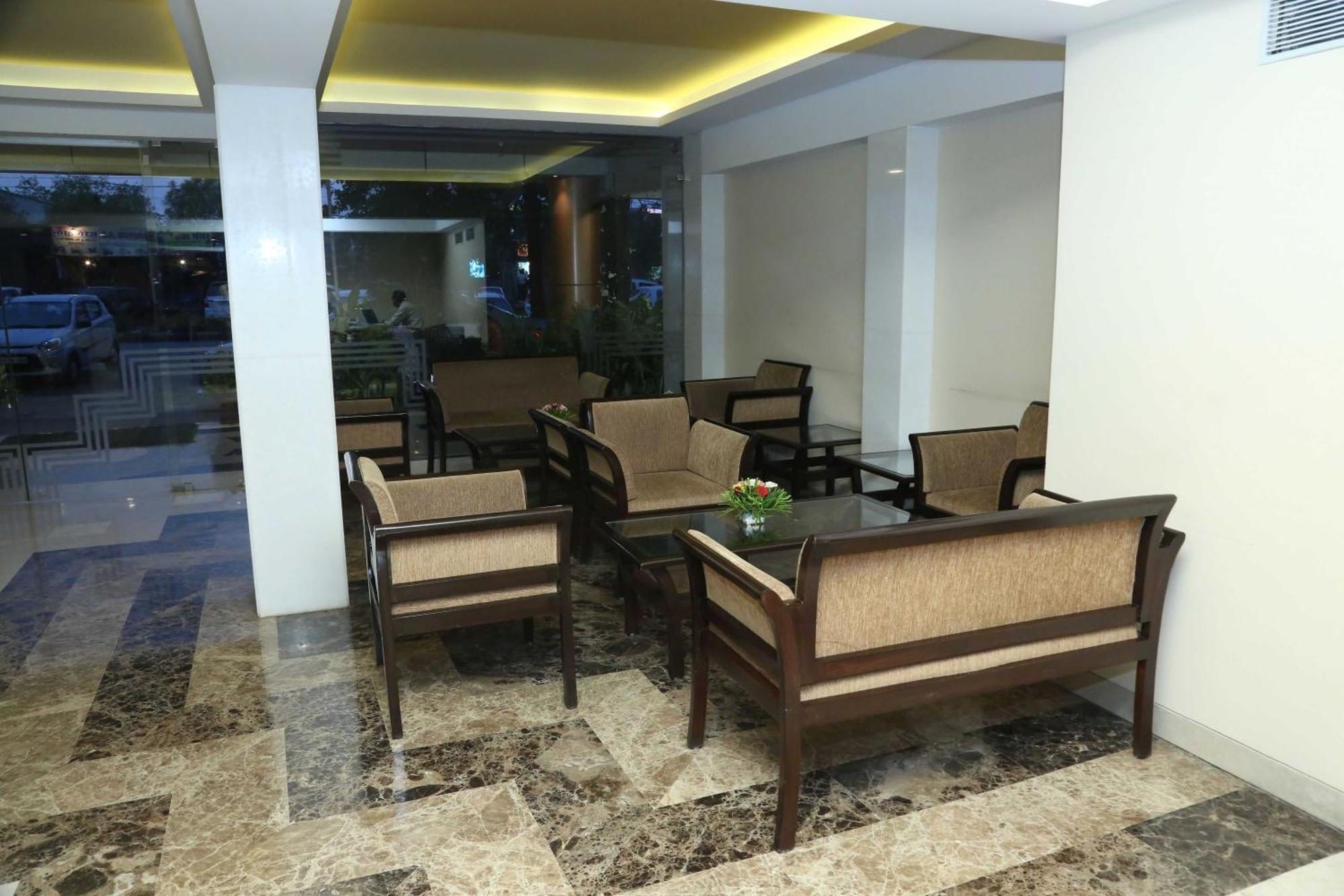 Palette Hotel Nisarga By Sunday Bhopal Buitenkant foto