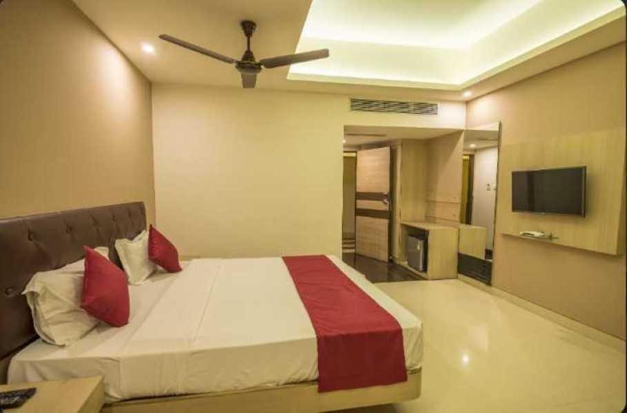 Palette Hotel Nisarga By Sunday Bhopal Buitenkant foto